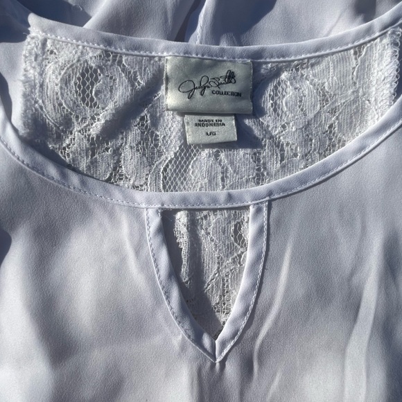 Womens long short sleeveless blouse with lace backing.  Size L - Picture 1 of 3